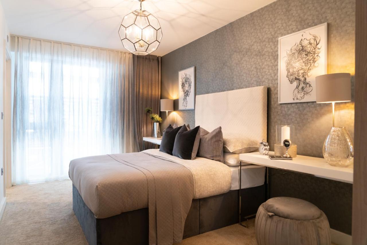 Seven Living Ashford - Modern And Spacious Apartments Extérieur photo